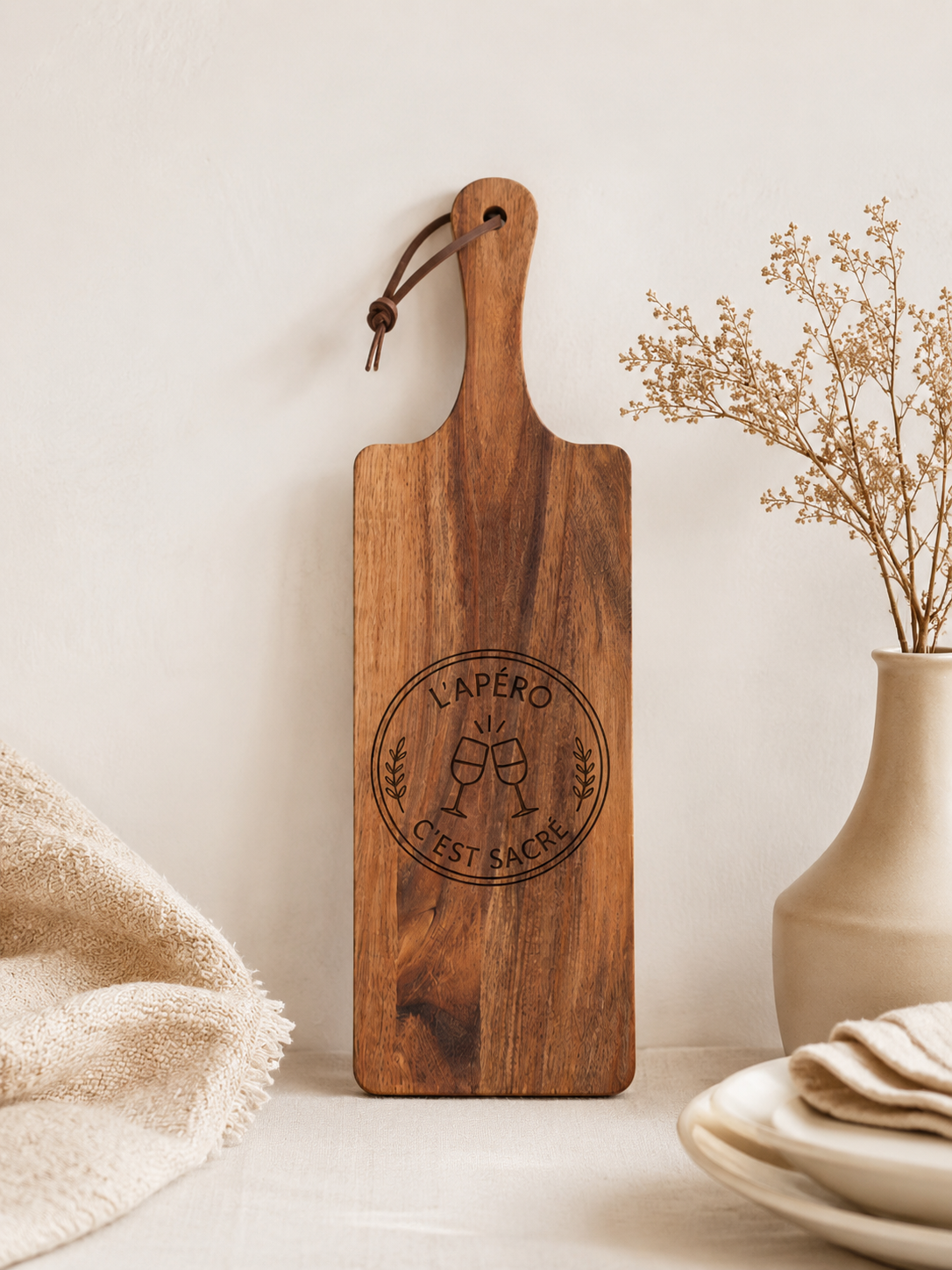 Planche apéro personnalisée en bois d’acacia