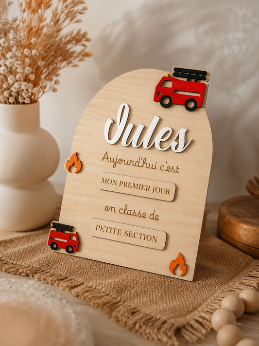 Plaque Rentrée Scolaire Personnalisée en Bois | Premier & Dernier Jour d’École | Prénom, Thème et Couleur au Choix